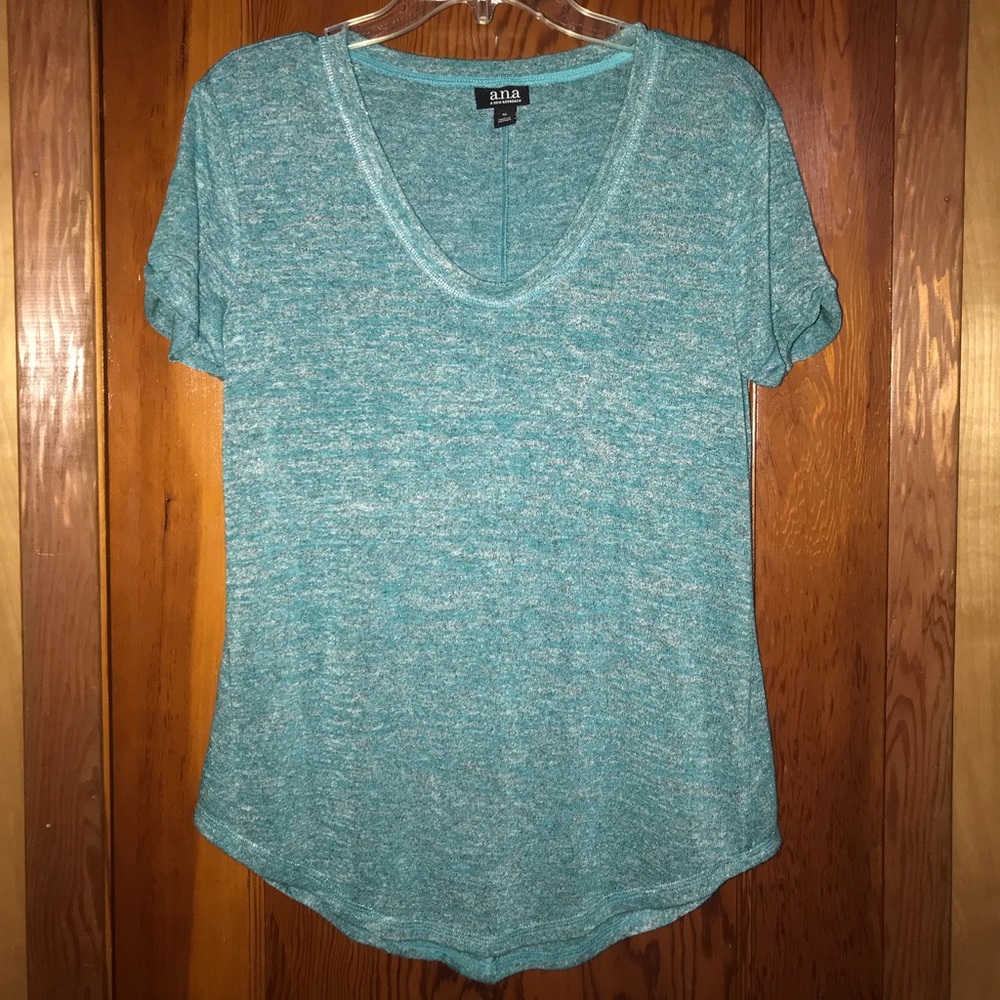 a. n. a. Size medium